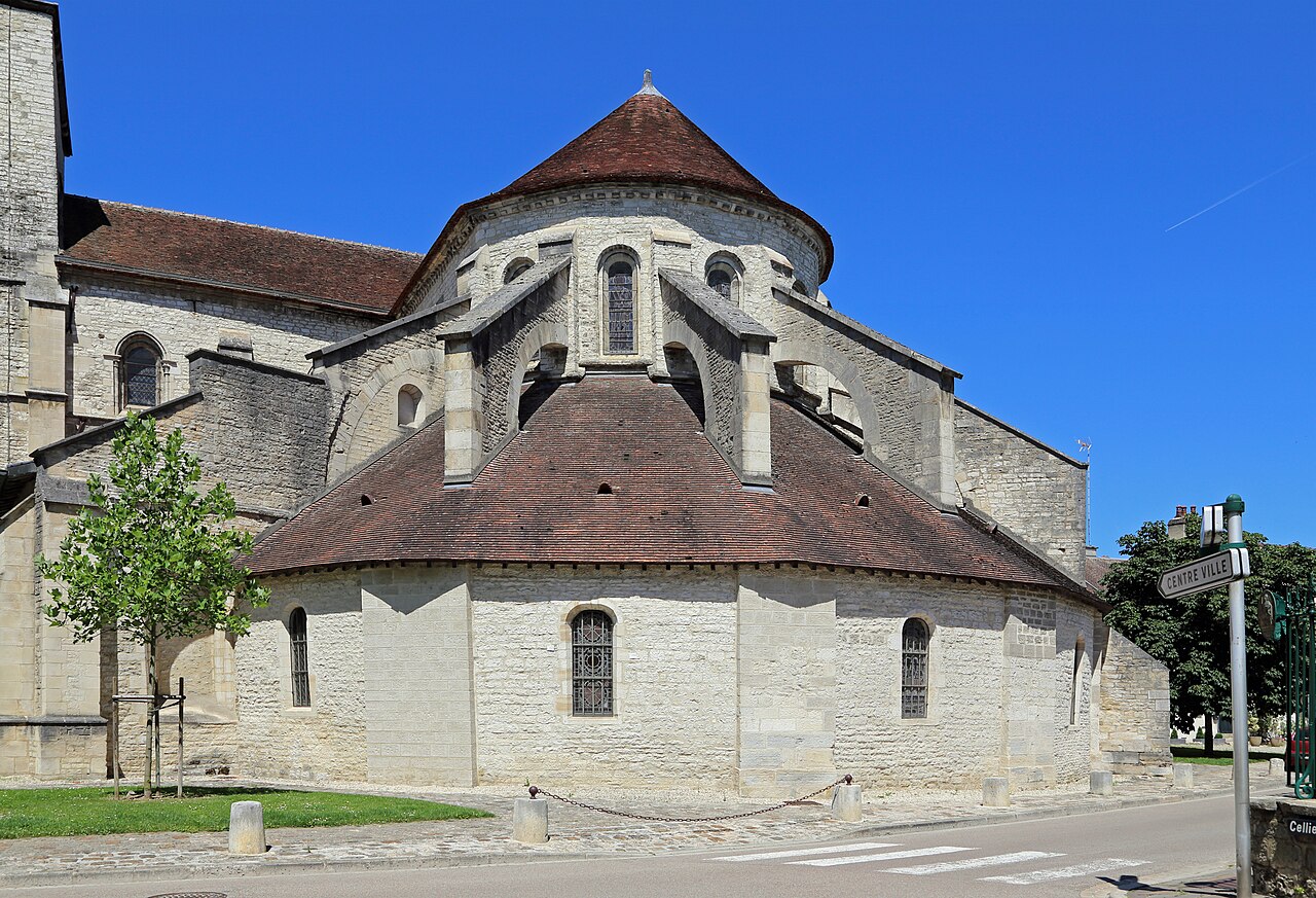 Chevet de l’église Saint-Pierre à Bar-sur-Aube.